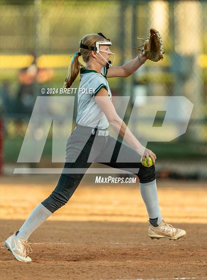 Thumbnail 2 in Elkhorn South vs Lincoln Southwest photogallery.