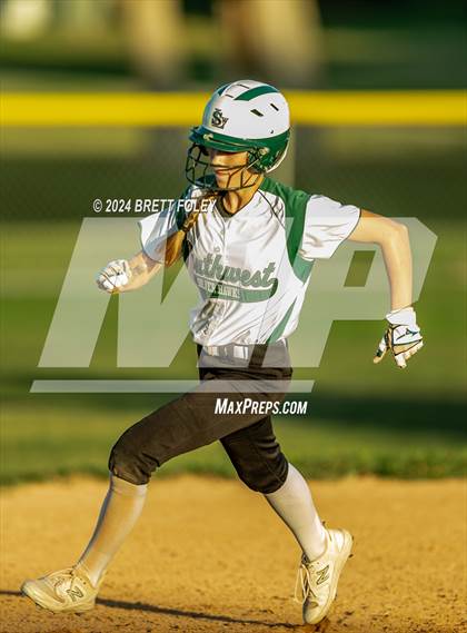 Thumbnail 2 in Elkhorn South vs Lincoln Southwest photogallery.