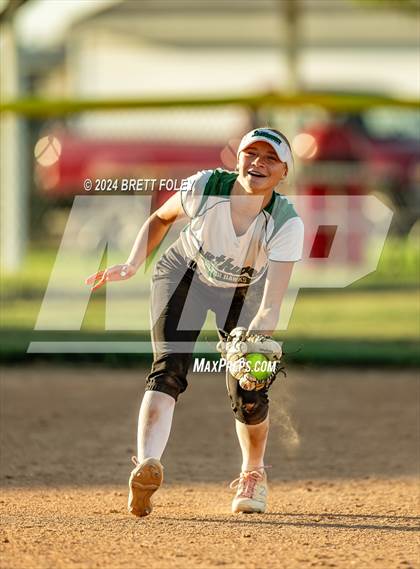 Thumbnail 2 in Elkhorn South vs Lincoln Southwest photogallery.