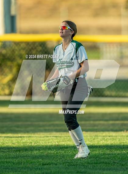 Thumbnail 3 in Elkhorn South vs Lincoln Southwest photogallery.