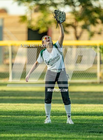 Thumbnail 3 in Elkhorn South vs Lincoln Southwest photogallery.
