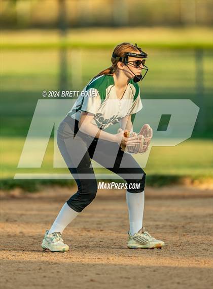 Thumbnail 3 in Elkhorn South vs Lincoln Southwest photogallery.