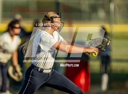 Thumbnail 1 in Elkhorn South vs Lincoln Southwest photogallery.