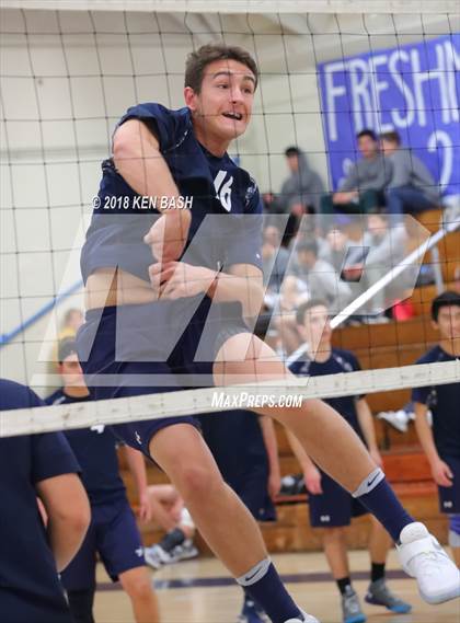 Thumbnail 3 in Oak Park @ Camarillo photogallery.