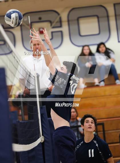 Thumbnail 1 in Oak Park @ Camarillo photogallery.