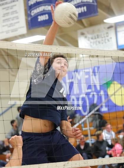 Thumbnail 2 in Oak Park @ Camarillo photogallery.