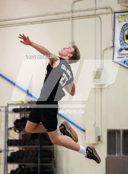 Thumbnail 3 in Oak Park @ Camarillo photogallery.