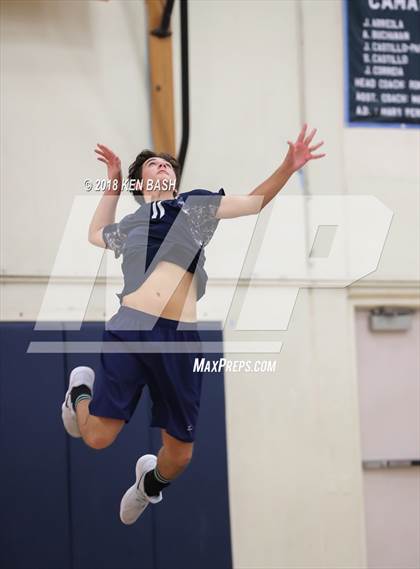 Thumbnail 2 in Oak Park @ Camarillo photogallery.