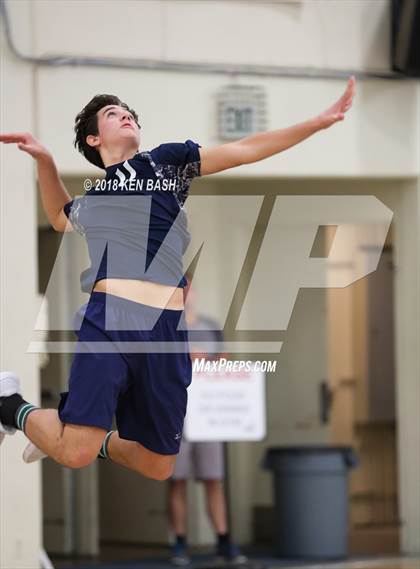 Thumbnail 2 in Oak Park @ Camarillo photogallery.