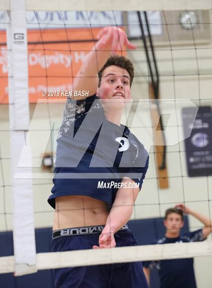 Thumbnail 1 in Oak Park @ Camarillo photogallery.