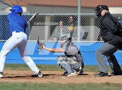 Thumbnail 3 in Tracy vs Kimball (Scrimmage) photogallery.