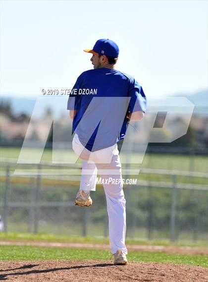 Thumbnail 1 in Tracy vs Kimball (Scrimmage) photogallery.