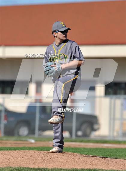 Thumbnail 3 in Tracy vs Kimball (Scrimmage) photogallery.