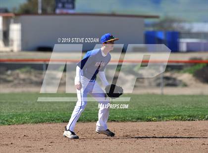Thumbnail 3 in Tracy vs Kimball (Scrimmage) photogallery.