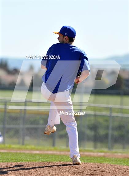 Thumbnail 2 in Tracy vs Kimball (Scrimmage) photogallery.