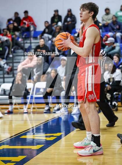 Thumbnail 2 in Mater Dei vs St. Bernard (CIF Division 1 Round 2) photogallery.