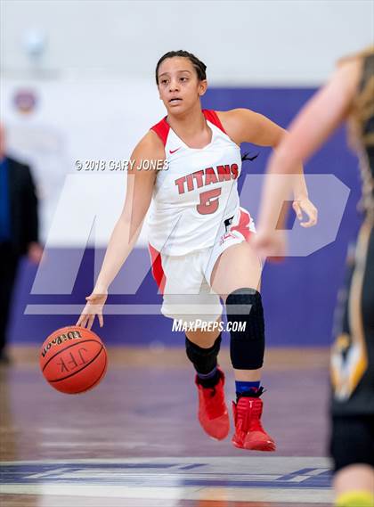 Thumbnail 2 in Sacramento Optimist All-Star Game - Large School photogallery.