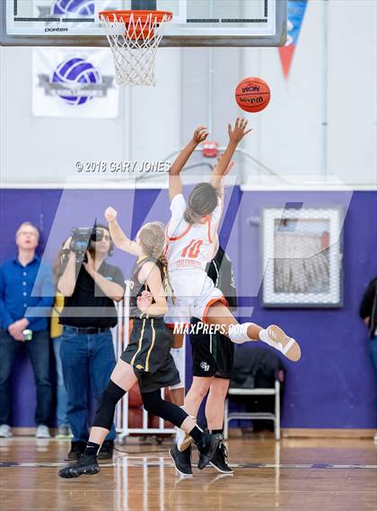 Thumbnail 2 in Sacramento Optimist All-Star Game - Large School photogallery.