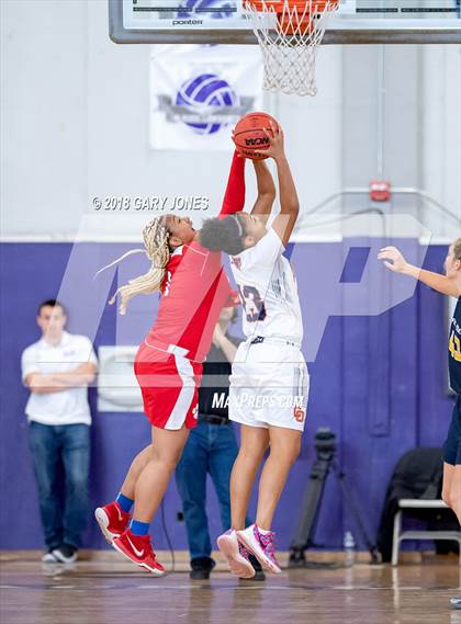 Thumbnail 3 in Sacramento Optimist All-Star Game - Large School photogallery.