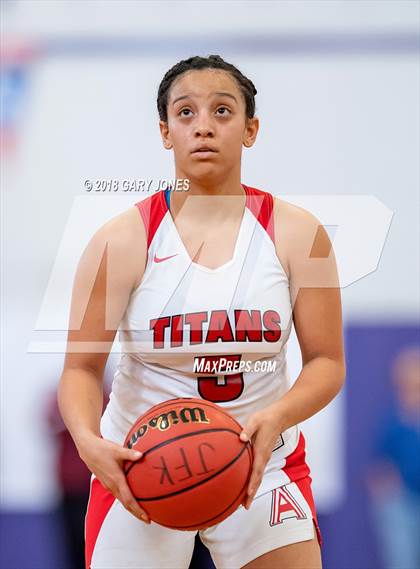 Thumbnail 2 in Sacramento Optimist All-Star Game - Large School photogallery.