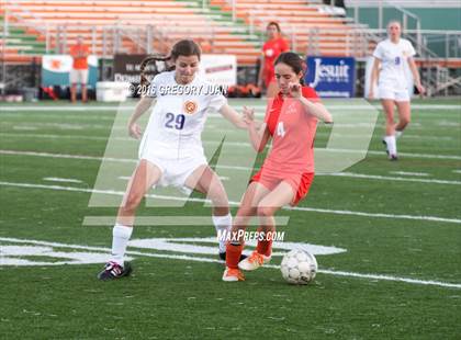 Thumbnail 3 in Mt. Carmel vs Byrd (Dominican Tournament) photogallery.
