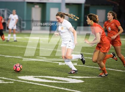 Thumbnail 1 in Mt. Carmel vs Byrd (Dominican Tournament) photogallery.
