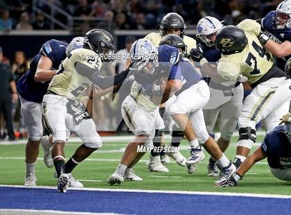 Thumbnail 3 in Greenwood vs. Pleasant Grove (UIL 4A Division 2 Semifinal) photogallery.