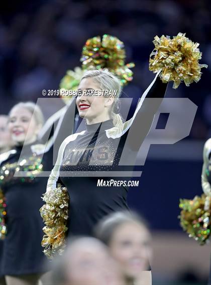 Thumbnail 3 in Greenwood vs. Pleasant Grove (UIL 4A Division 2 Semifinal) photogallery.