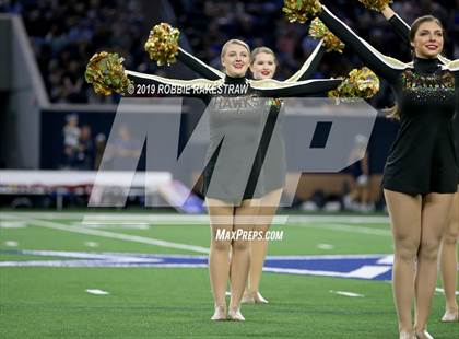 Thumbnail 2 in Greenwood vs. Pleasant Grove (UIL 4A Division 2 Semifinal) photogallery.