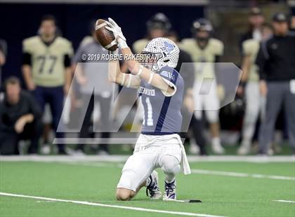Thumbnail 3 in Greenwood vs. Pleasant Grove (UIL 4A Division 2 Semifinal) photogallery.
