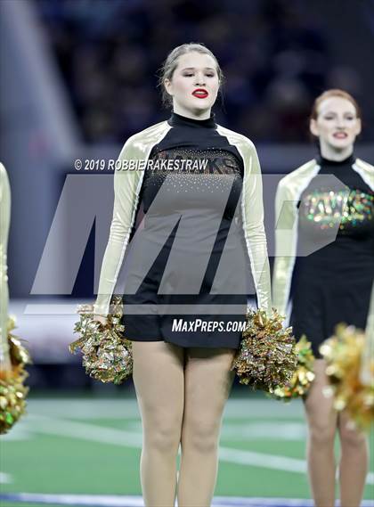 Thumbnail 3 in Greenwood vs. Pleasant Grove (UIL 4A Division 2 Semifinal) photogallery.
