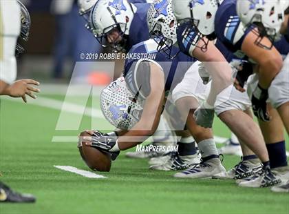 Thumbnail 1 in Greenwood vs. Pleasant Grove (UIL 4A Division 2 Semifinal) photogallery.