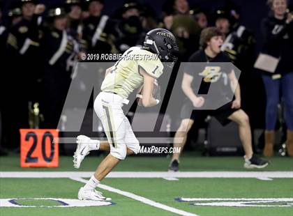 Thumbnail 2 in Greenwood vs. Pleasant Grove (UIL 4A Division 2 Semifinal) photogallery.