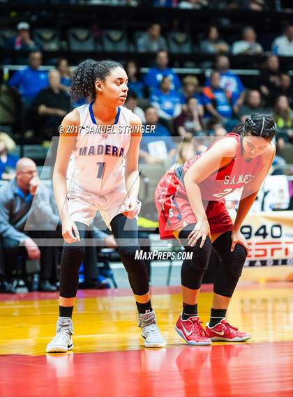 Thumbnail 2 in Sanger vs. Madera (CIF CS D3 Final) photogallery.