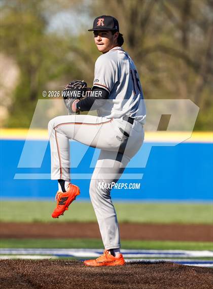 Thumbnail 3 in Ryle @ Covington Catholic photogallery.