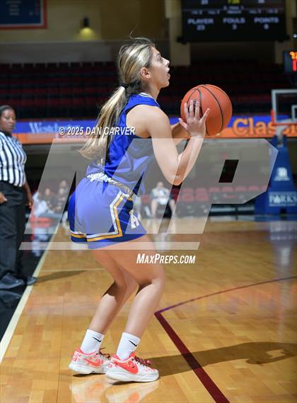 Thumbnail 2 in Ardsley vs Ossining (Slam Dunk Showcase) photogallery.