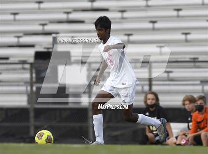 Thumbnail 2 in Apex @ Panther Creek photogallery.