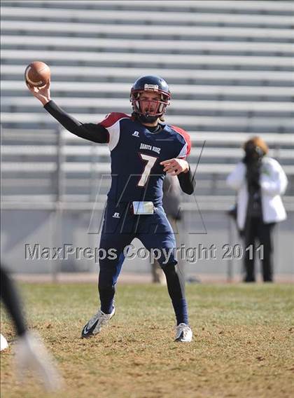 Thumbnail 2 in Dakota Ridge vs. Pueblo South (CHSAA 4A Playoffs) photogallery.