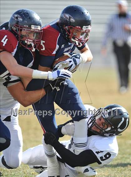 Thumbnail 2 in Dakota Ridge vs. Pueblo South (CHSAA 4A Playoffs) photogallery.