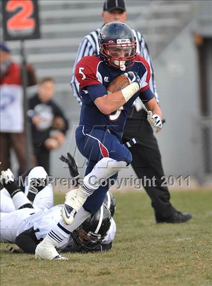 Thumbnail 1 in Dakota Ridge vs. Pueblo South (CHSAA 4A Playoffs) photogallery.