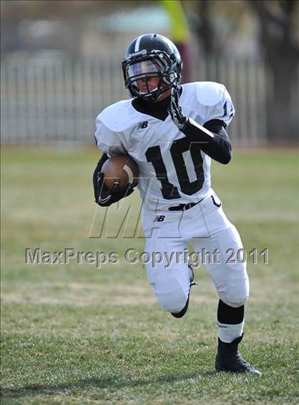 Thumbnail 1 in Dakota Ridge vs. Pueblo South (CHSAA 4A Playoffs) photogallery.