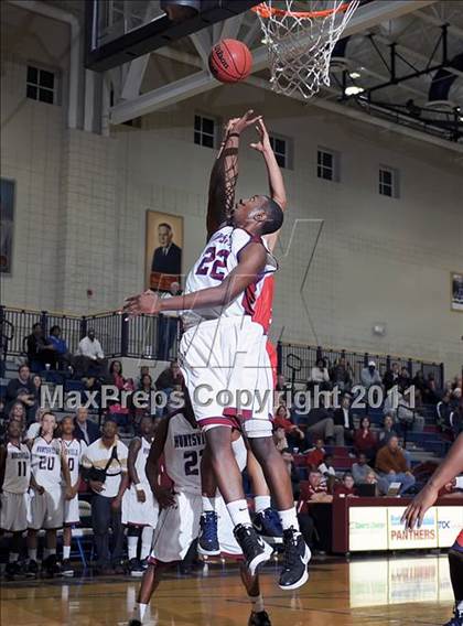 Thumbnail 2 in Bob Jones @ Huntsville photogallery.