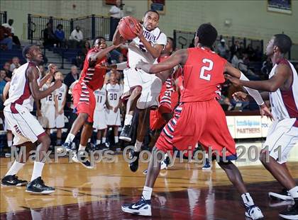 Thumbnail 2 in Bob Jones @ Huntsville photogallery.