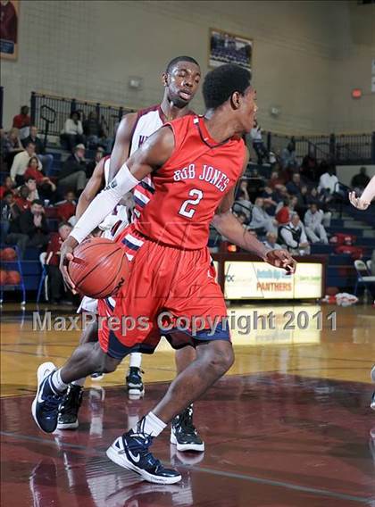 Thumbnail 3 in Bob Jones @ Huntsville photogallery.