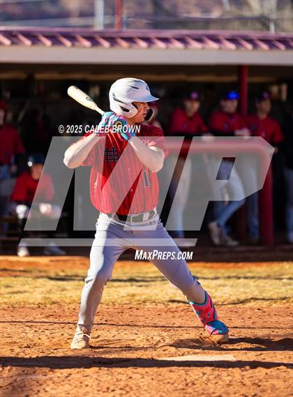 Thumbnail 3 in Summit Academy vs. North Sanpete (Chuckwagon Classic) photogallery.
