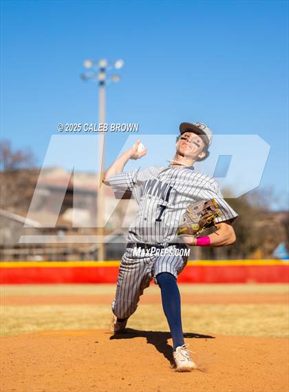 Thumbnail 1 in Summit Academy vs. North Sanpete (Chuckwagon Classic) photogallery.