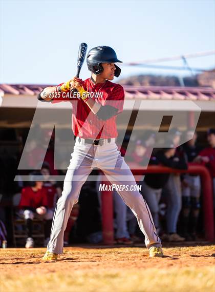 Thumbnail 2 in Summit Academy vs. North Sanpete (Chuckwagon Classic) photogallery.