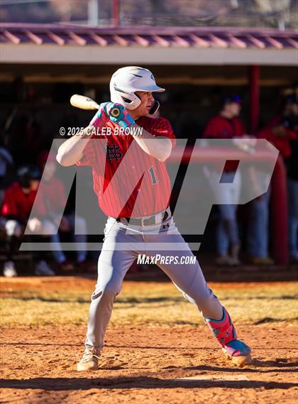Thumbnail 2 in Summit Academy vs. North Sanpete (Chuckwagon Classic) photogallery.