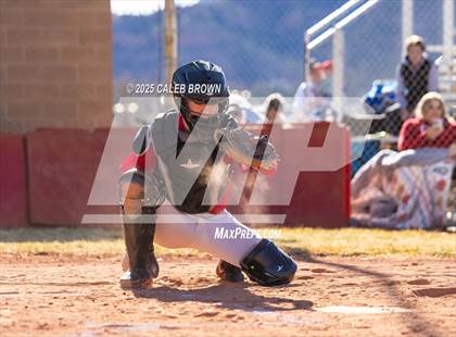 Thumbnail 2 in Summit Academy vs. North Sanpete (Chuckwagon Classic) photogallery.