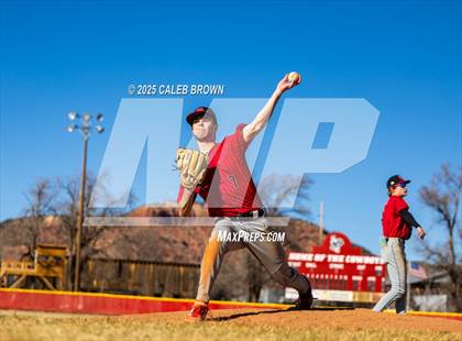 Thumbnail 2 in Summit Academy vs. North Sanpete (Chuckwagon Classic) photogallery.